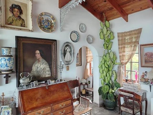 5 Bedroom House in Uvongo Beach