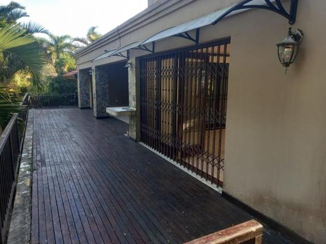5 Bedroom House in Uvongo Beach