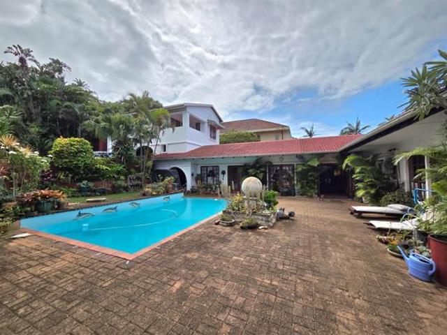 5 Bedroom House in Uvongo