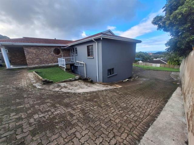 5 Bedroom House in Uvongo