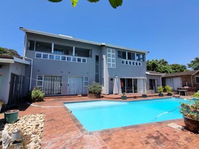 5 Bedroom House in Uvongo