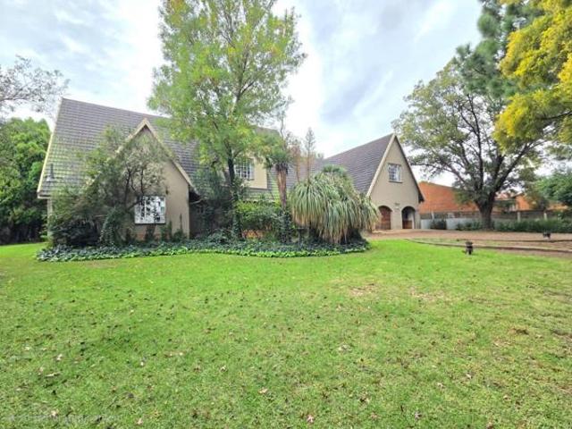 5 Bedroom House in Vanderbijlpark Central