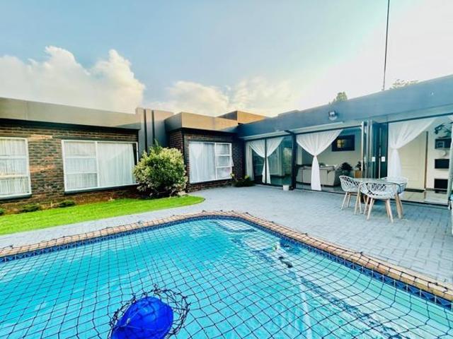 5 Bedroom House in Vanderbijlpark SE3