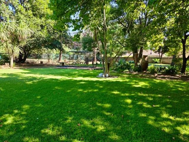 5 Bedroom House in Vanderbijlpark SW5