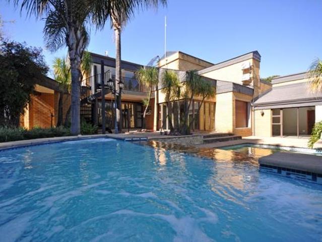 5 Bedroom House in Vanderbijlpark SW5