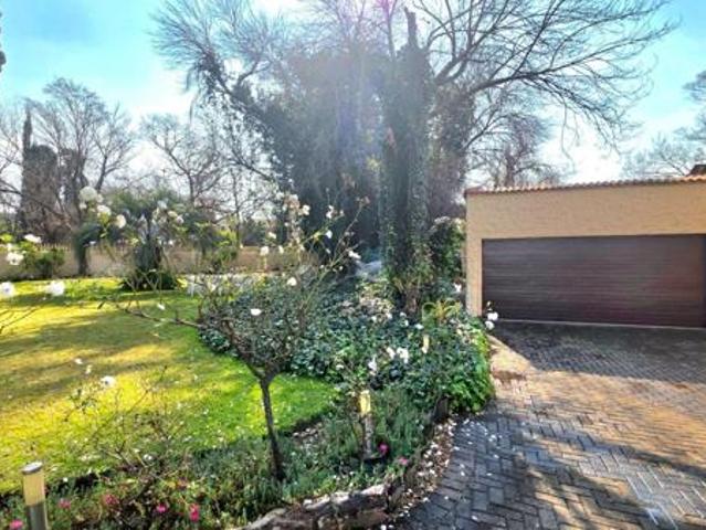 5 Bedroom House in Vanderbijlpark SW5