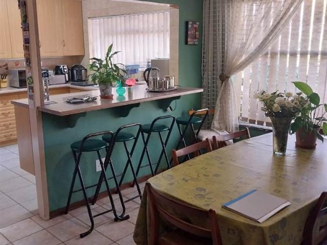 5 Bedroom House in Vanderbijlpark SW