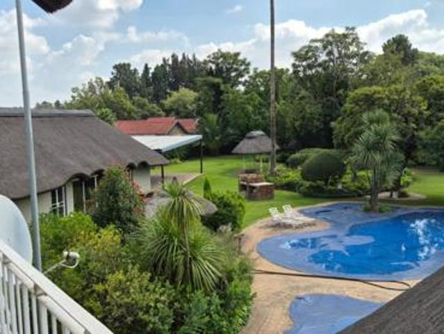 5 Bedroom House in Vanderbijlpark SW