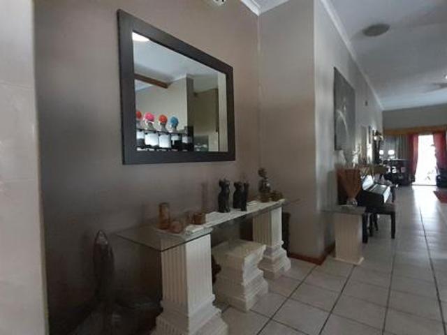 5 Bedroom House in Vanderbijlpark SW