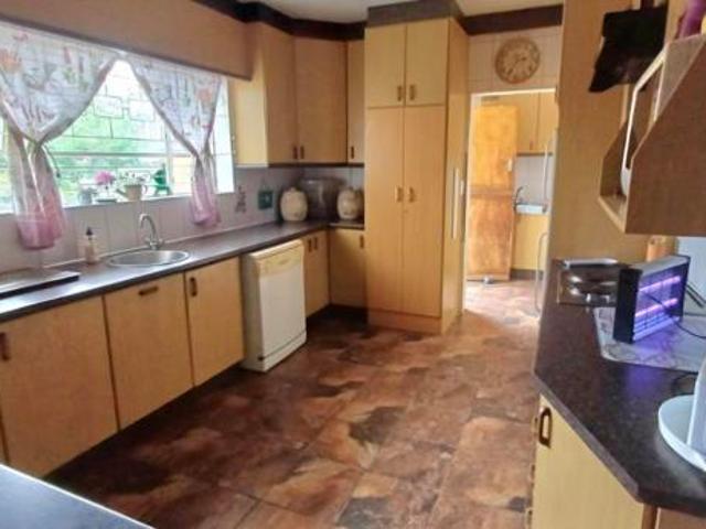 5 Bedroom House in Vanes Estate