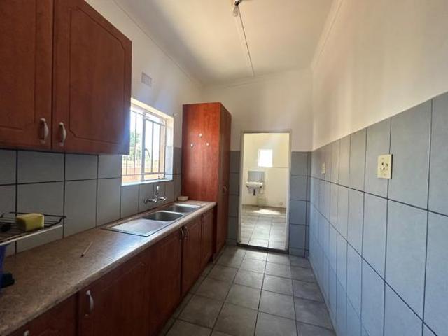 5 Bedroom House in Verwoerdpark