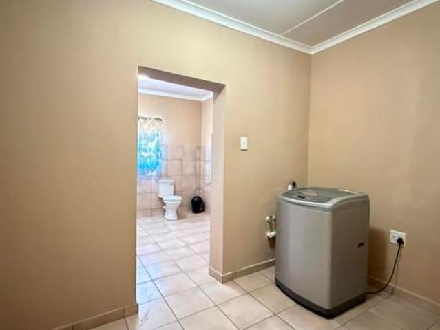 5 Bedroom House in Vista Park