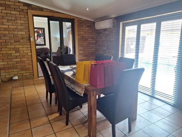 5 Bedroom House in Vryburg