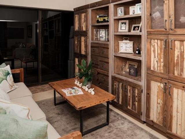 5 Bedroom House in Xanadu
