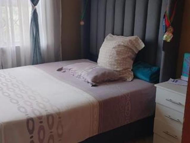 5 Bedroom House in Zamdela
