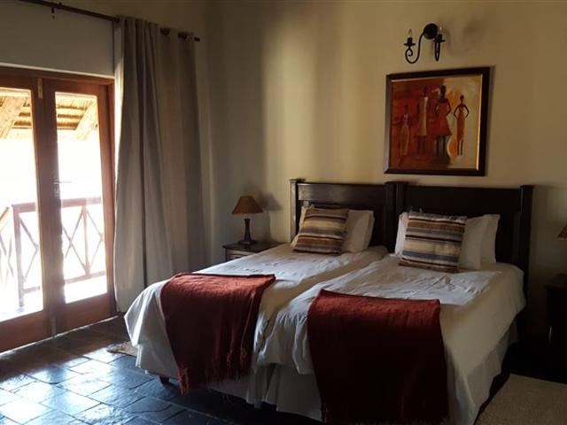 5 Bedroom House in Zebula Golf Estate