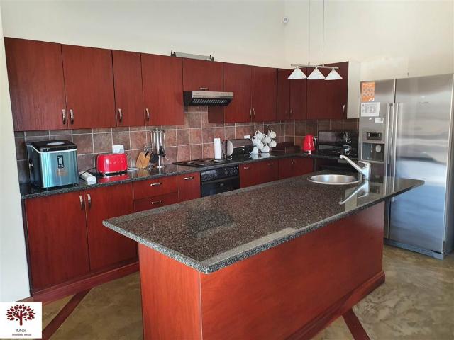 5 Bedroom House in Zebula Golf Estate