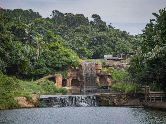 5 Bedroom House in Zimbali Estate
