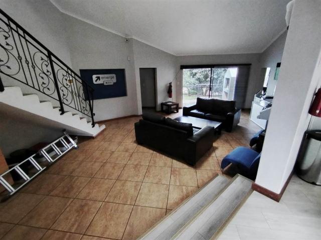 5 Bedroom House in Zwartkop