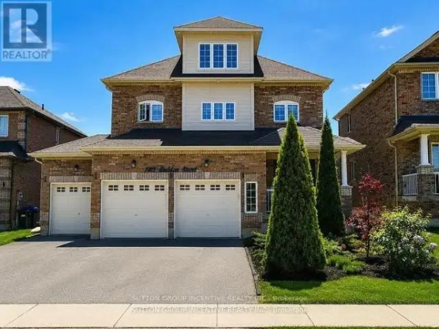 5 Bedroom House Innisfil ON 103179177