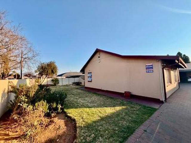 5 bedroom house on the market in van.