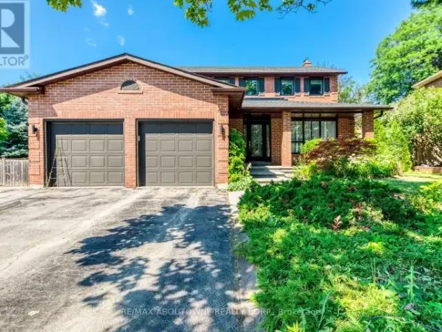5 Bedroom House Oakville ON 104142824