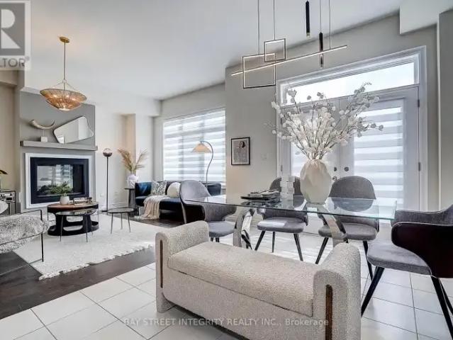 5 Bedroom House Oakville ON 102952201