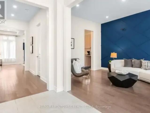 5 Bedroom House Oakville ON LS102578845