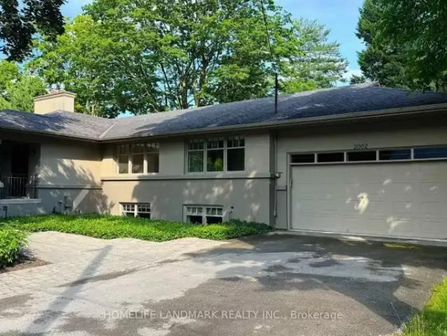 5 Bedroom House Oakville ON LS103840346