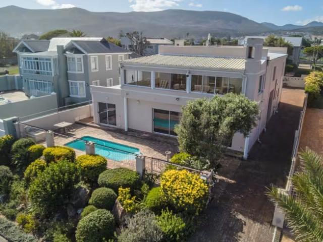 5 Bedroom House Sandbaai Sandbaai LS103178059