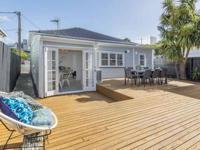 5 Bedroom House + Sleepout in Central Newtown