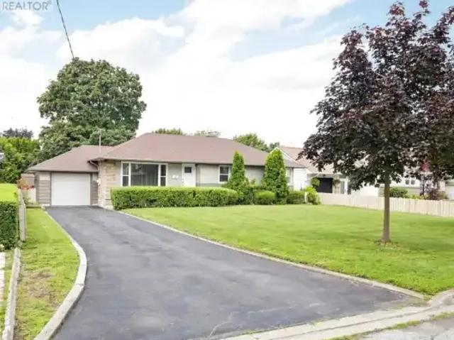 5 Bedroom House St. Catharines ON 104362928