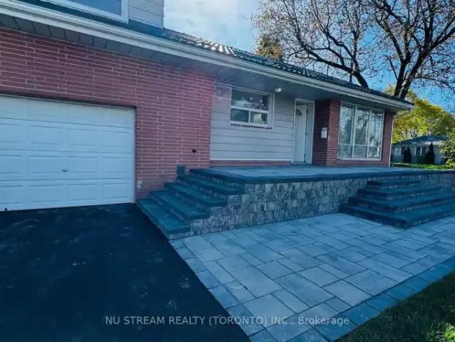 5 Bedroom House Richmond Hill ON 102518898