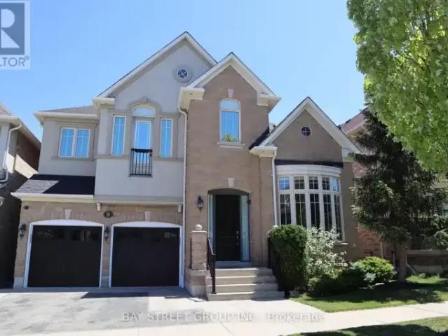 5 Bedroom House Richmond Hill ON 104842032