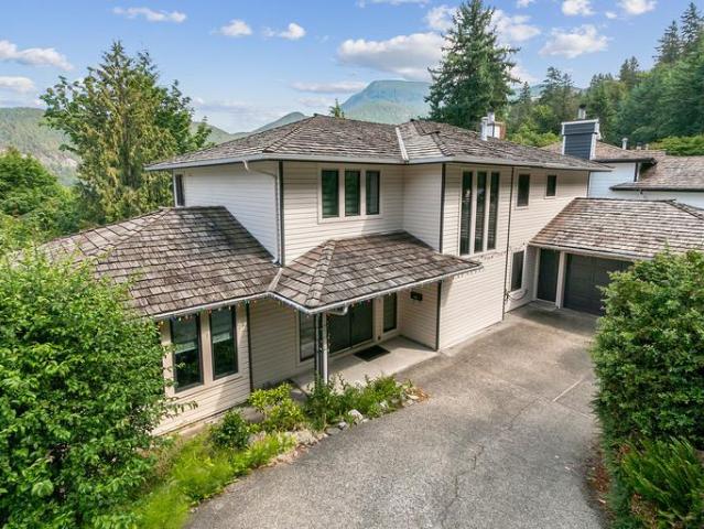 5 Bedroom House West Vancouver BC LS102271554