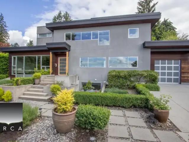 5 Bedroom House West Vancouver BC LS103091510