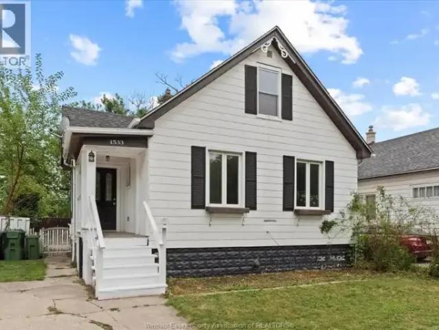5 Bedroom House Windsor ON 100840305