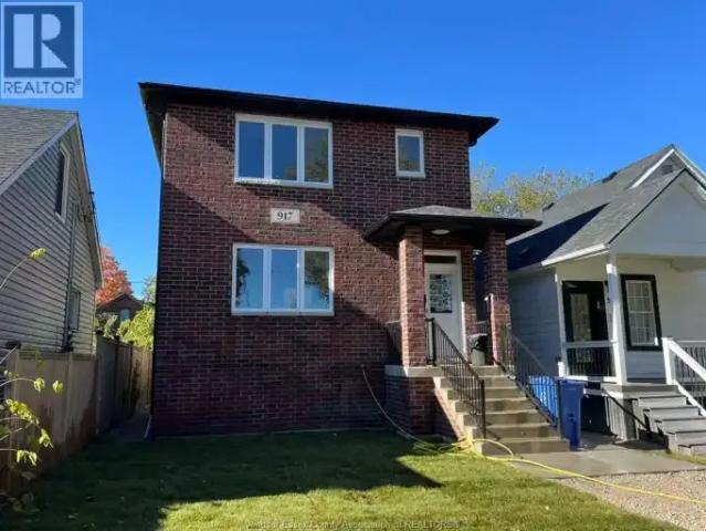 5 Bedroom House Windsor ON 101878107