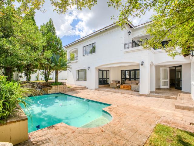 5 Bedroom House To Let in Dainfern Golf Estate