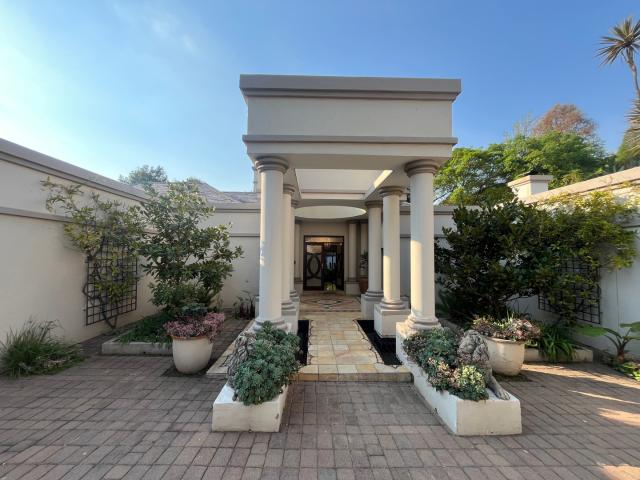 5 Bedroom House To Let in Hyde Park