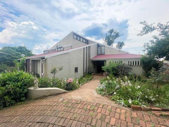 5 Bedroom House to Rent in Wembley