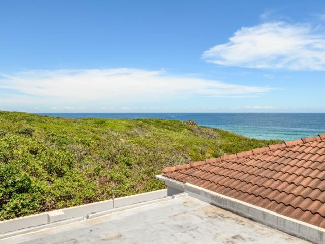 5 Bedroom House To Rent in Beachview
