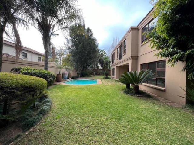 5 Bedroom House to Rent in Kyalami