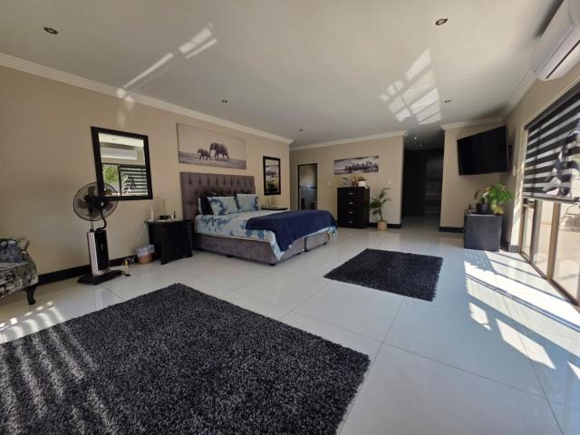 5 Bedroom House To Rent in Meyersdal
