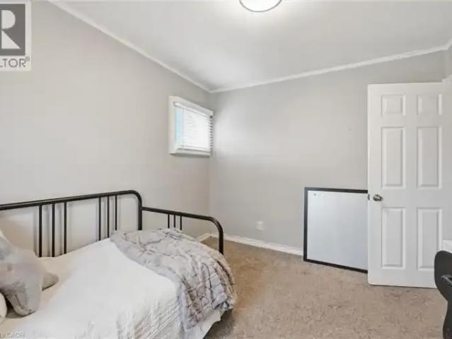 5 Bedroom House Thorold ON 102658643