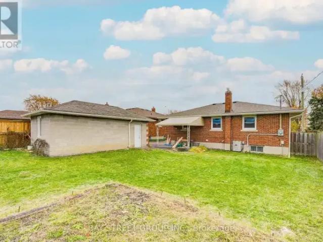 5 Bedroom House Thorold ON LS101016807