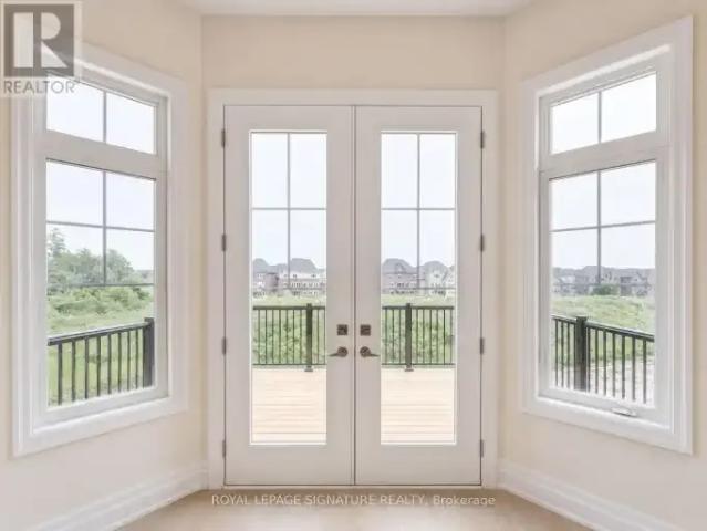 5 Bedroom House Vaughan ON LS103012056