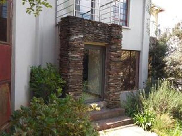5 bedroom home 3 storeys in clearw.