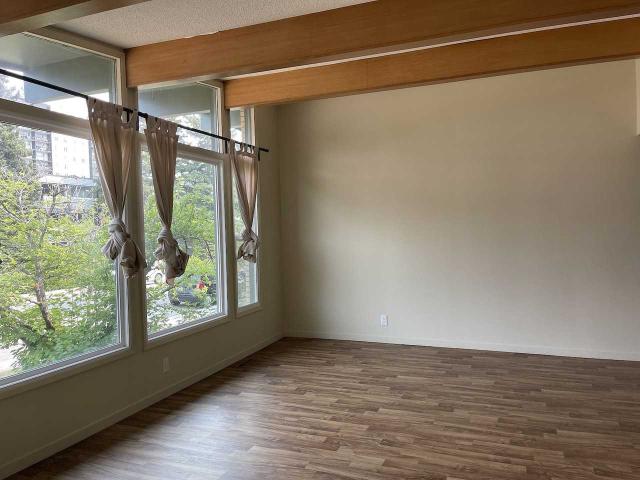 5 Bedroom Home for Rent at 2025 Urquhart Rd Nw, Calgary, AB T2N 4C6 University Heights