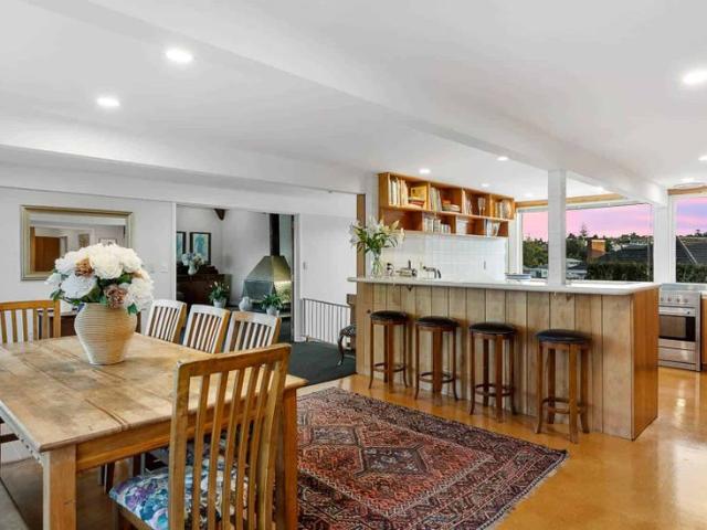 5 Bedroom Home in Kohimarama